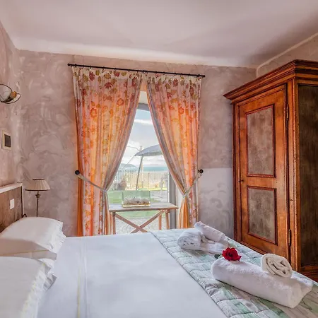 Villa Villa Le Palme-Pool, Garden, Terrace & Sea View