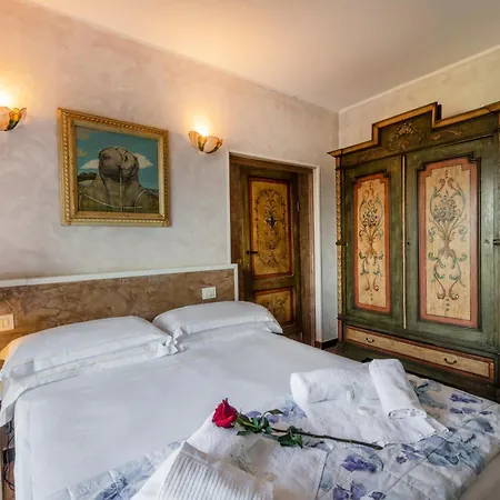 Villa Le Palme Swimming-pool & Relax In The Gulf Of Poets La Spezia