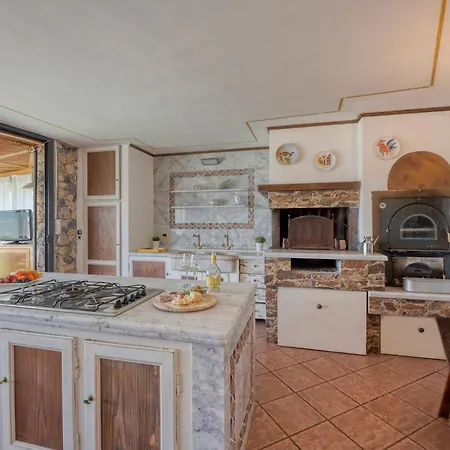 Villa Le Palme-Pool, Garden, Terrace & Sea View Villa