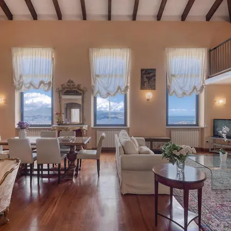 别墅 Villa Le Palme-Pool, Garden, Terrace & Sea View 斯培西亚