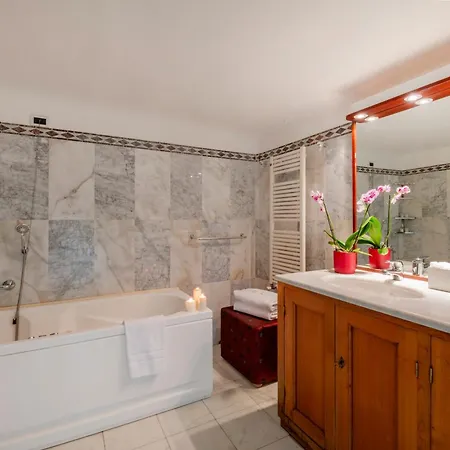 Villa Le Palme-Pool, Garden, Terrace & Sea View Vila La Spezia