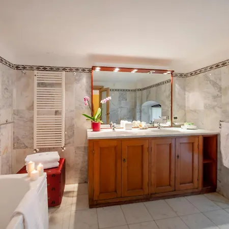 Vila Villa Le Palme-Pool, Garden, Terrace & Sea View