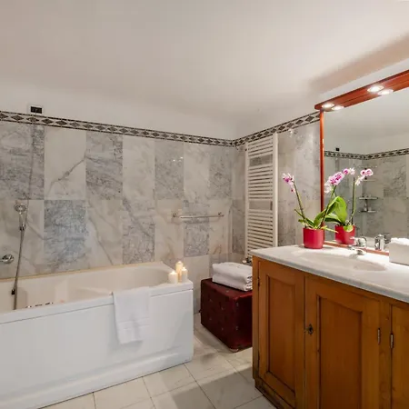 Le Palme-pool, Garden, Terrace & Sea View Villa