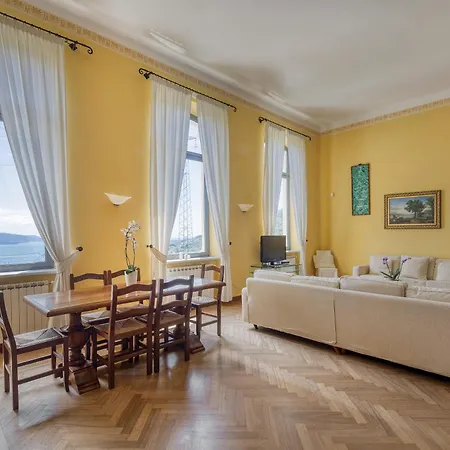 Le Palme-pool, Garden, Terrace & Sea View Villa *