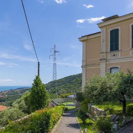 Le Palme-pool, Garden, Terrace & Sea View La Spezia
