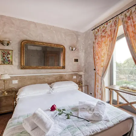 Villa Le Palme-pool, Garden, Terrace & Sea View *