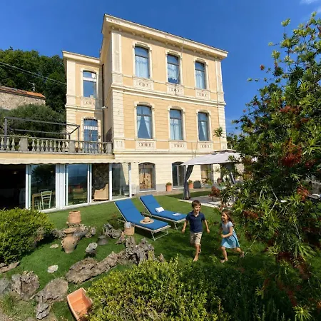 Le Palme-pool, Garden, Terrace & Sea View Вилла *