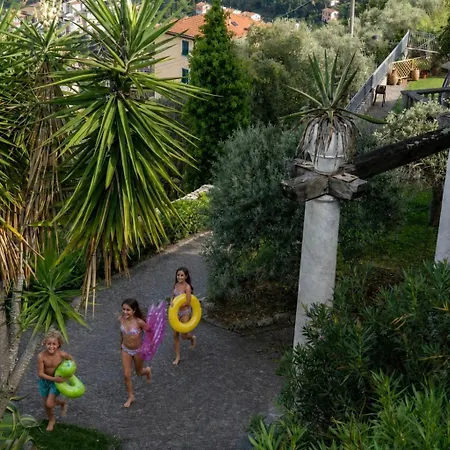 Le Palme-pool, Garden, Terrace & Sea View Villa *