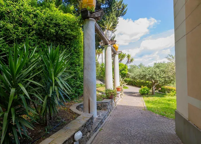 Le Palme-pool, Garden, Terrace & Sea View Villa