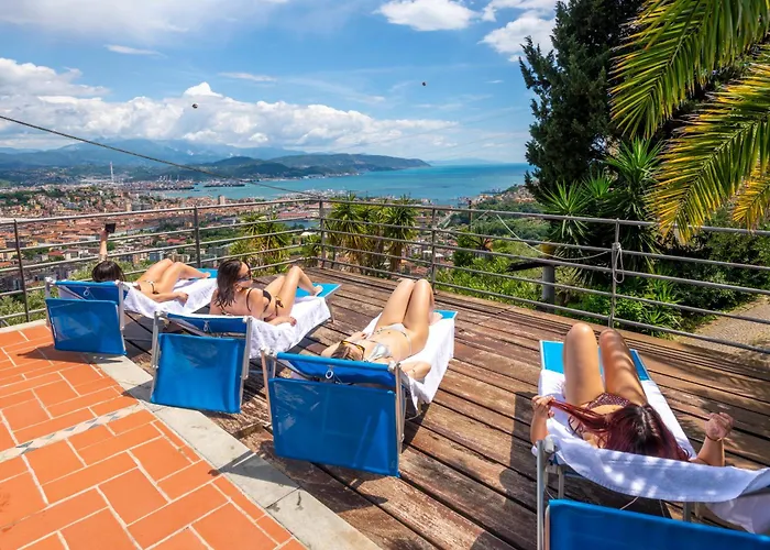 Le Palme-pool, Garden, Terrace & Sea View