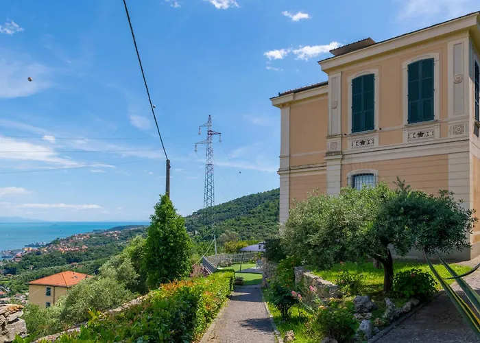 Le Palme-pool, Garden, Terrace & Sea View Villa