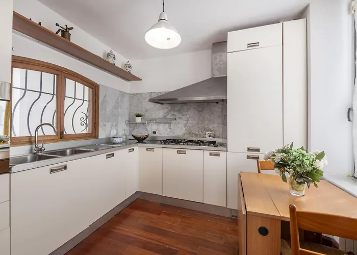 Le Palme-pool, Garden, Terrace & Sea View Villa La Spezia