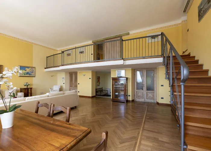 Villa Le Palme-pool, Garden, Terrace & Sea View *