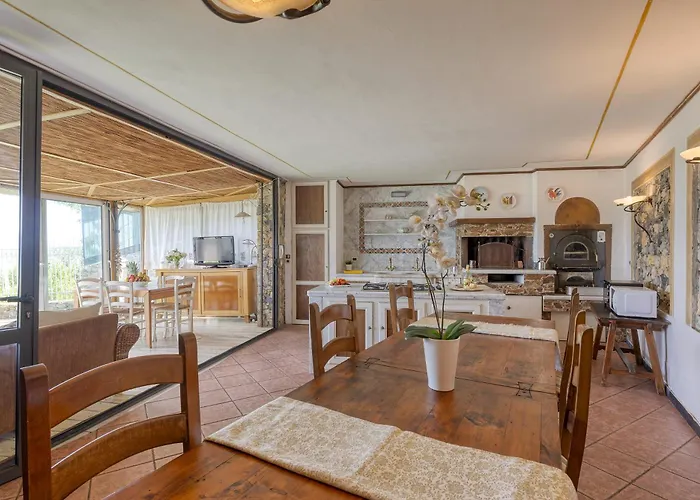 Le Palme-pool, Garden, Terrace & Sea View Villa *